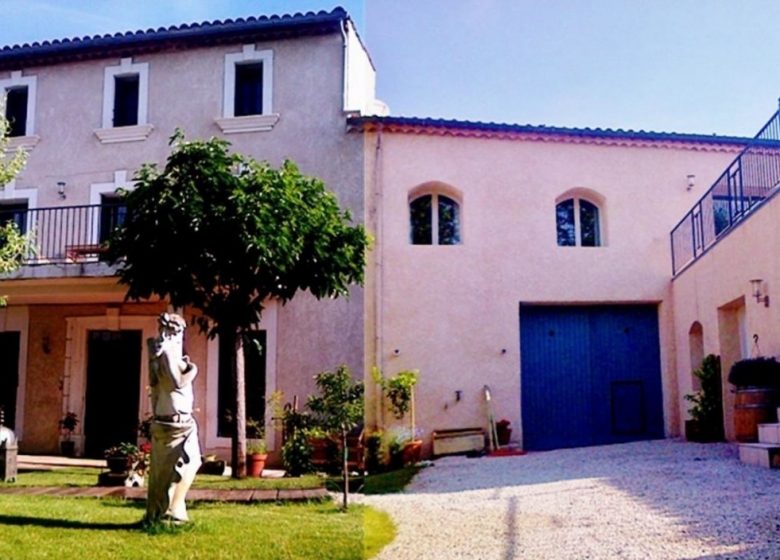 LA VILLA SEPIA