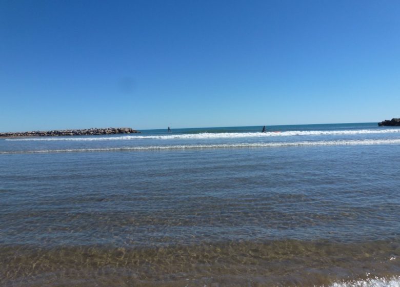 EN 1ERE LIGNE  ET ACCÈS DIRECT A LA PLAGE AU „FLOTS BLEUS“ A VALRAS-PLAGE