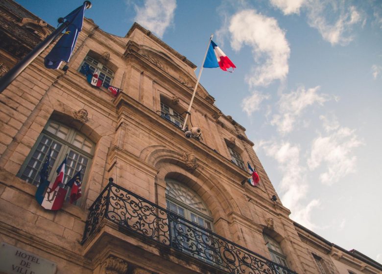 HÔTEL DE VILLE (RATHAUS)