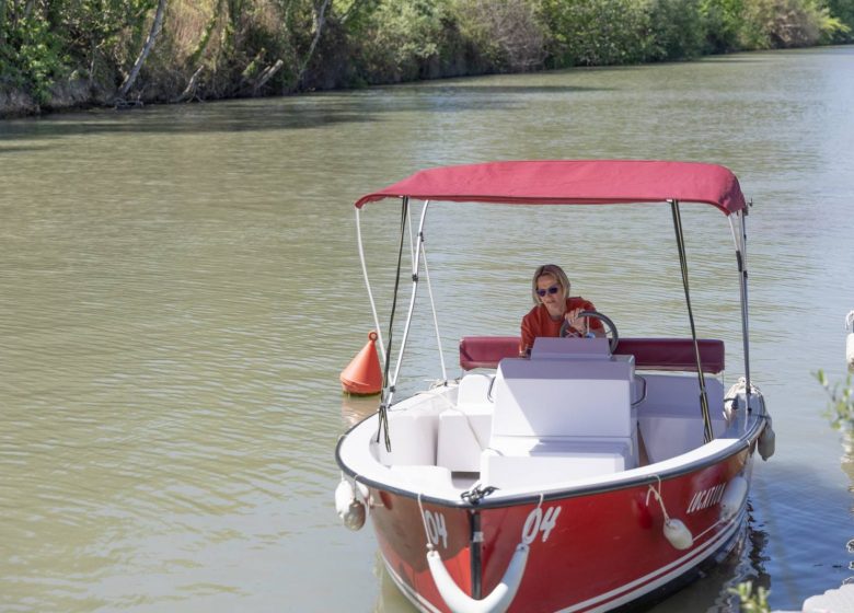 LES PETITS BATEAUX DES 9 ÉCLUSES