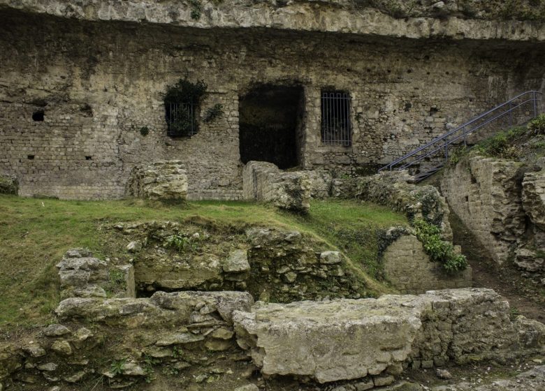 RÖMISCHES AMPHITHEATER